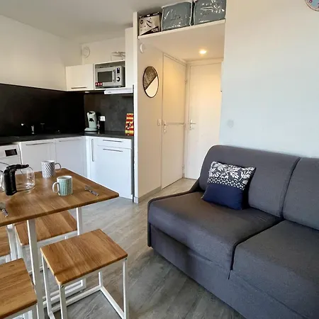 Moderne 5 Couchages Avec Parking Et Piscine - Fr-1-748-8 Apartmán *