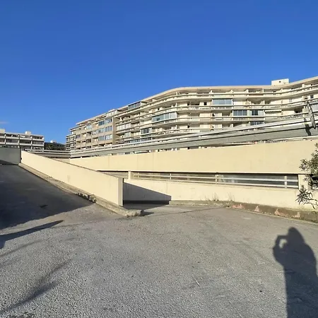 Apartmán Moderne 5 Couchages Avec Parking Et Piscine - Fr-1-748-8